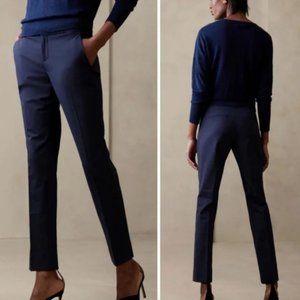 🍌Banana Republic Hampton fit women's dress pants sz 4 Navy Ankle Straight🍌